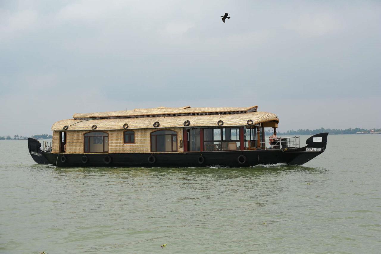 Southern Panorama Houseboats Alappuzha Zewnętrze zdjęcie